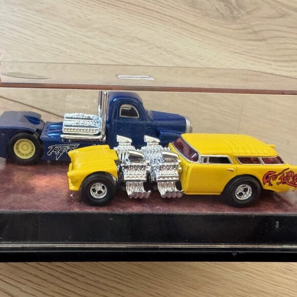 Hot Wheels Collectibles “Baur’s Beasts” Go-Mad & Torqued Off Die-Cast Set with D